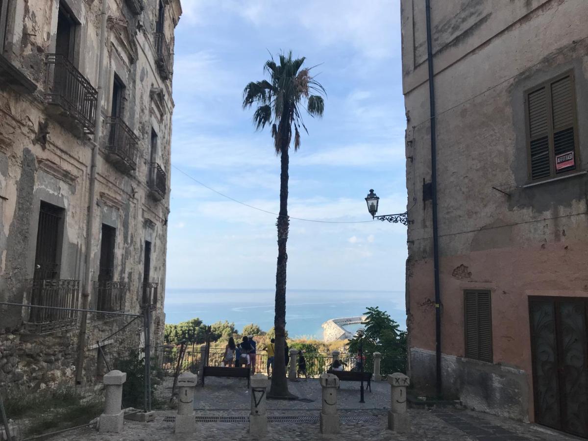 Bed and Breakfast Chez Moi Tropea Centro Exterior foto